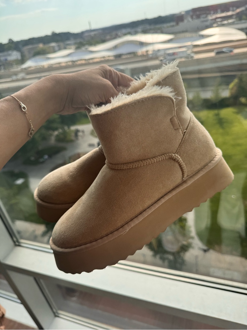 Stella Laguna Beach Short Shearling Ankle Boots - Tan